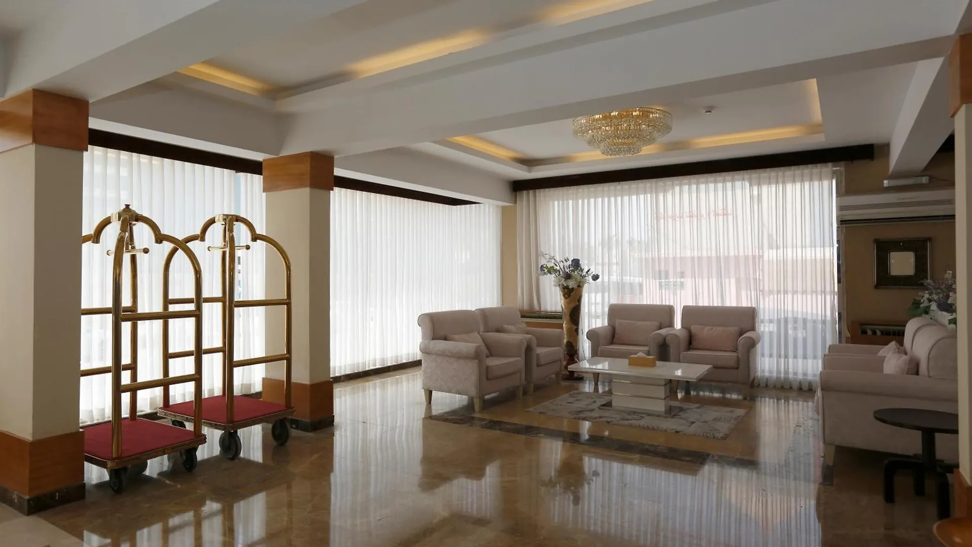 Hotelier Suites By Cantonal Riad Arabia Saudí