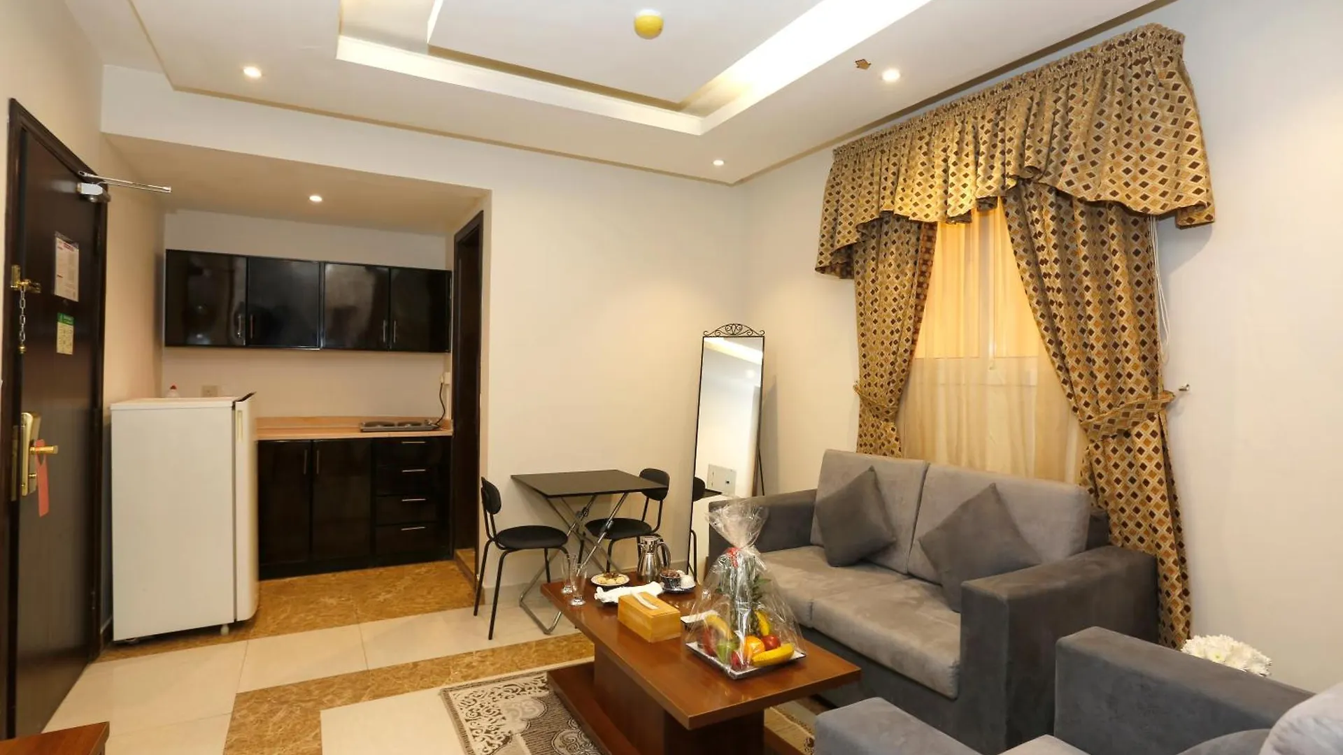 Hotelier Suites By Cantonal Riyadh
